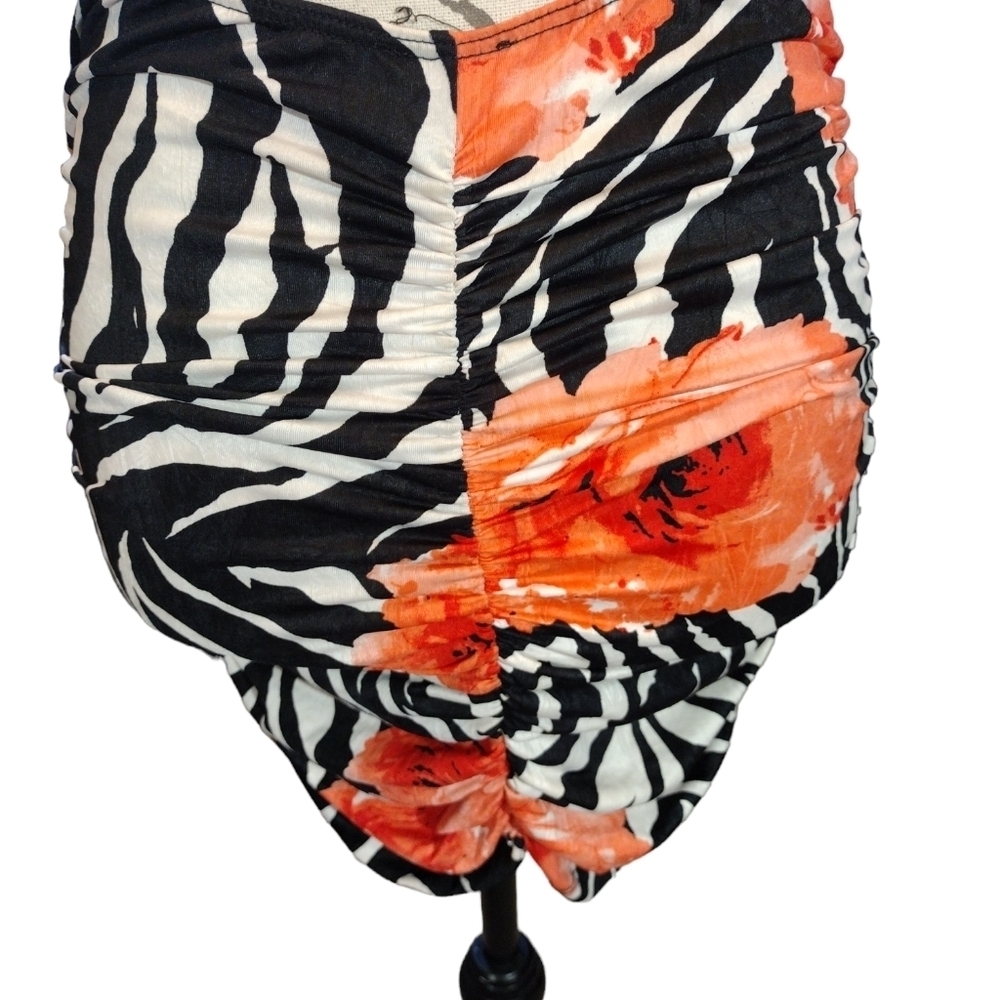Floral Halter Dress - Picture 5 of 7